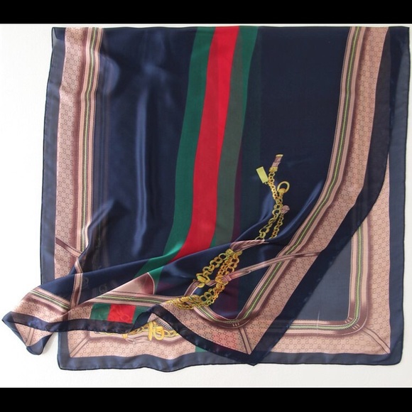 Scarf - Picture 3 of 7